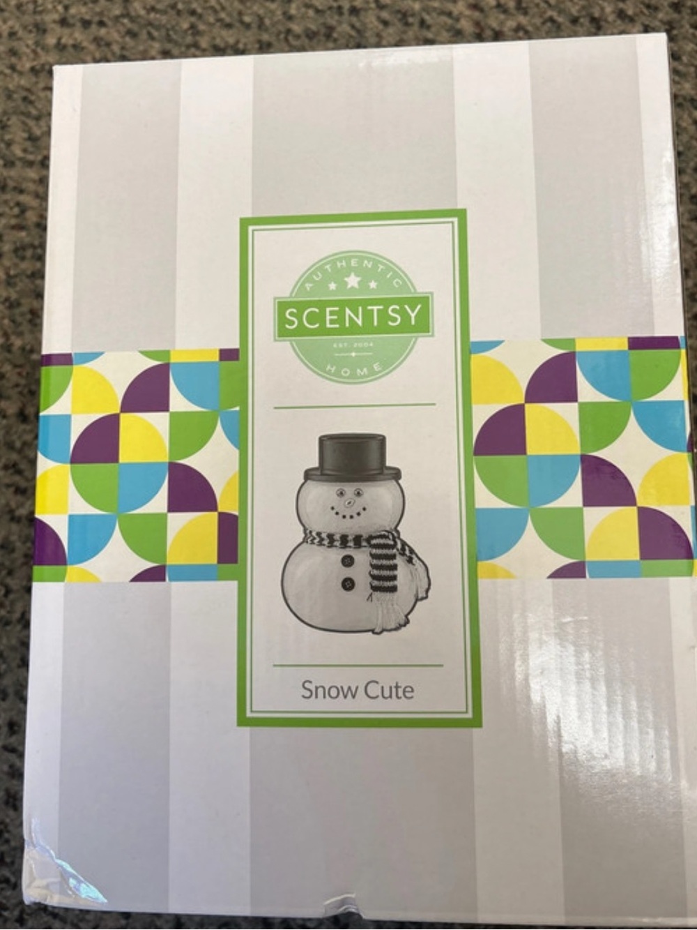 Scentsy Snow Cute Snowman Warmer Box - White with Black Accents